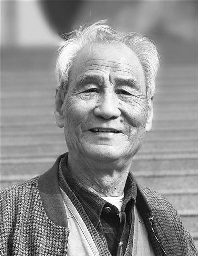 楓樹倒下！91歲“七月”詩人牛漢逝世